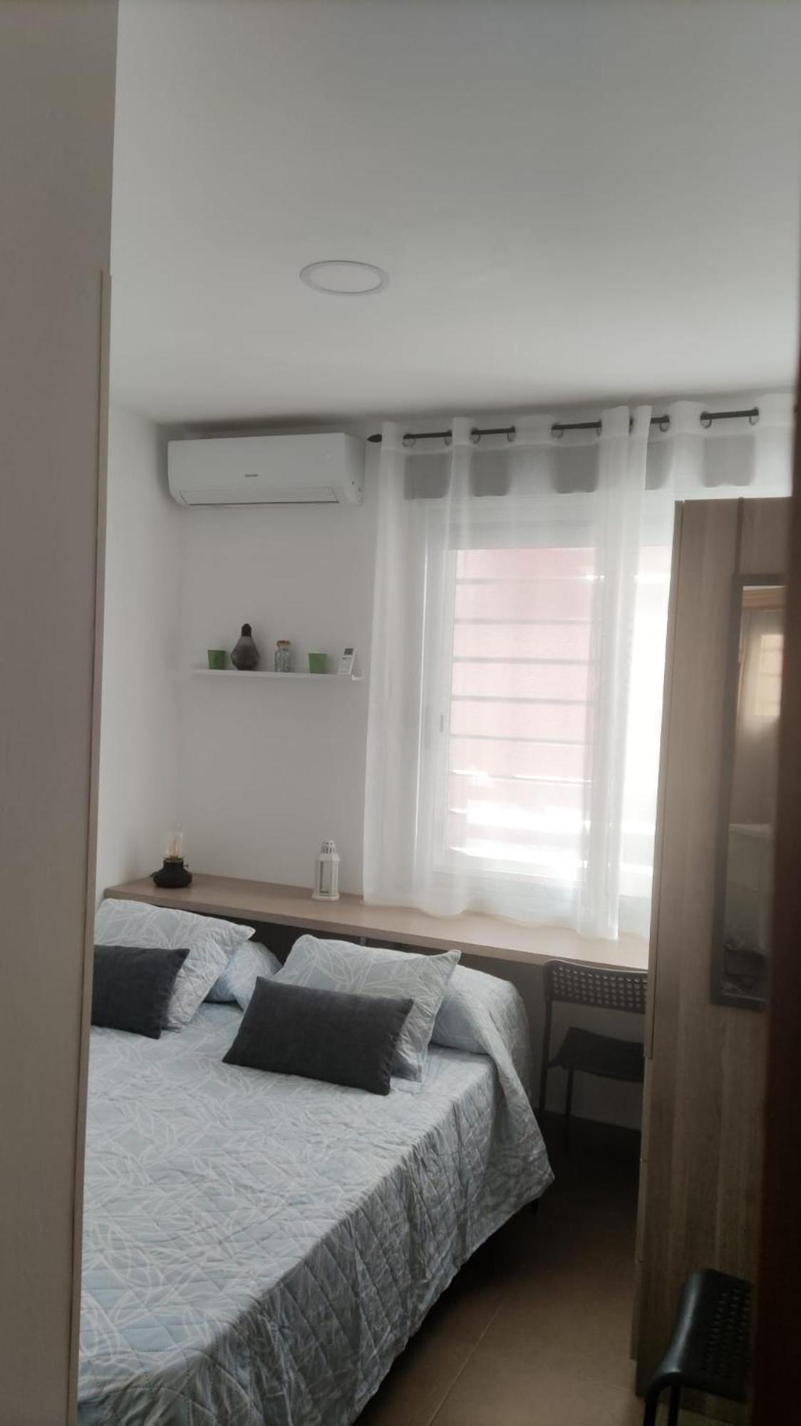 Ideal Para Visitar Madrid Exterior foto